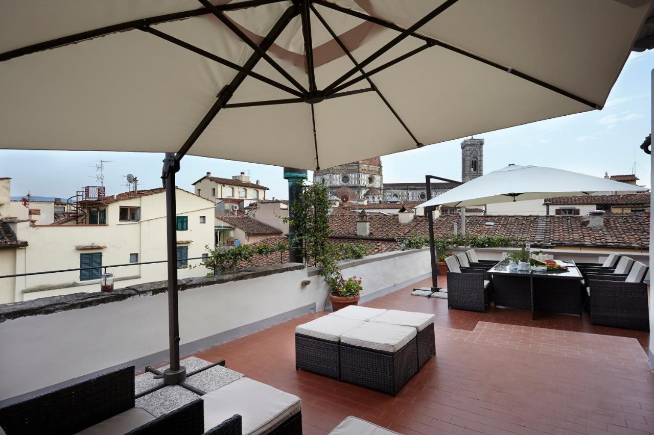 Penthouse With Big Terrace Duomo View Lägenhet Florens Exteriör bild