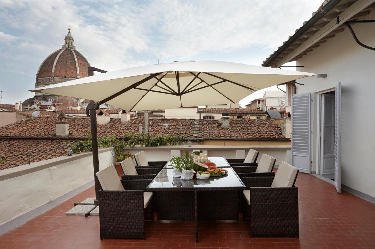 Penthouse With Big Terrace Duomo View Lägenhet Florens Exteriör bild